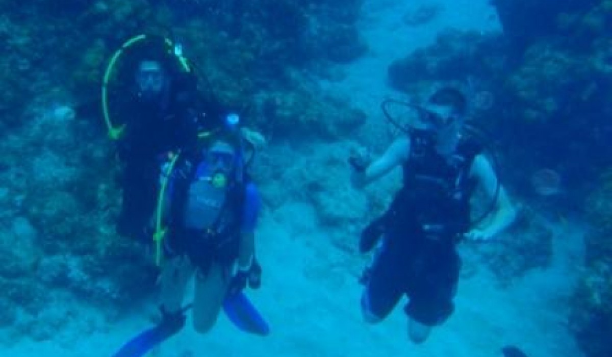 A Typical Day on San Salvador Island Wittenberg University